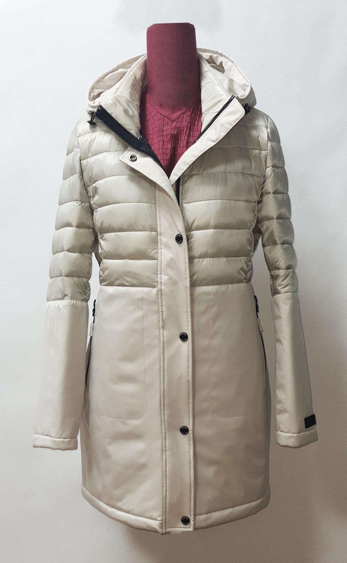 PARKA MUJER ACOLCHADADA SEMILARGA CORONEL TAPIOCA1500EVEREST