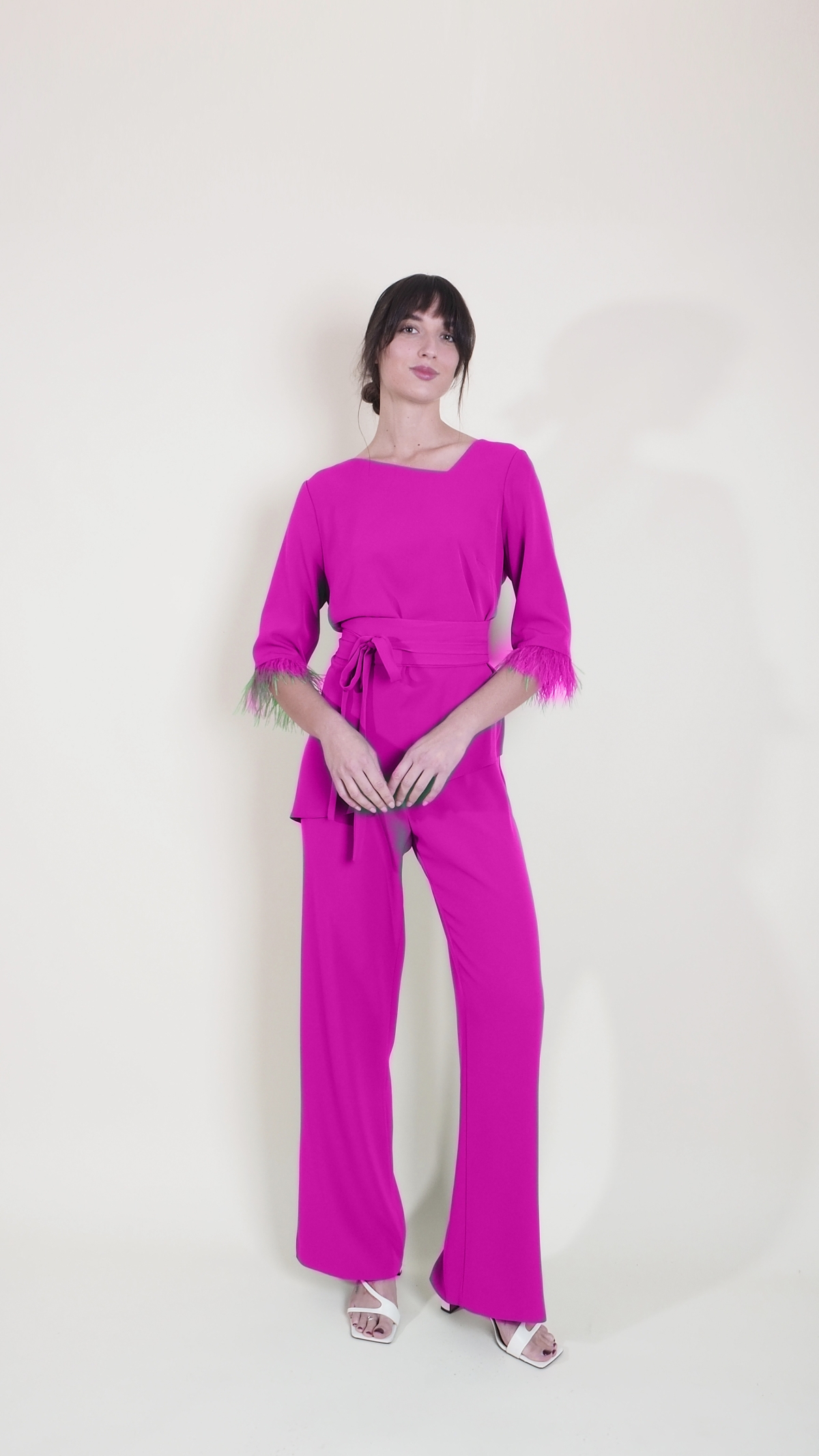 TRAJE DE PANTALON DE BLUSON CON PLUMAS 2558