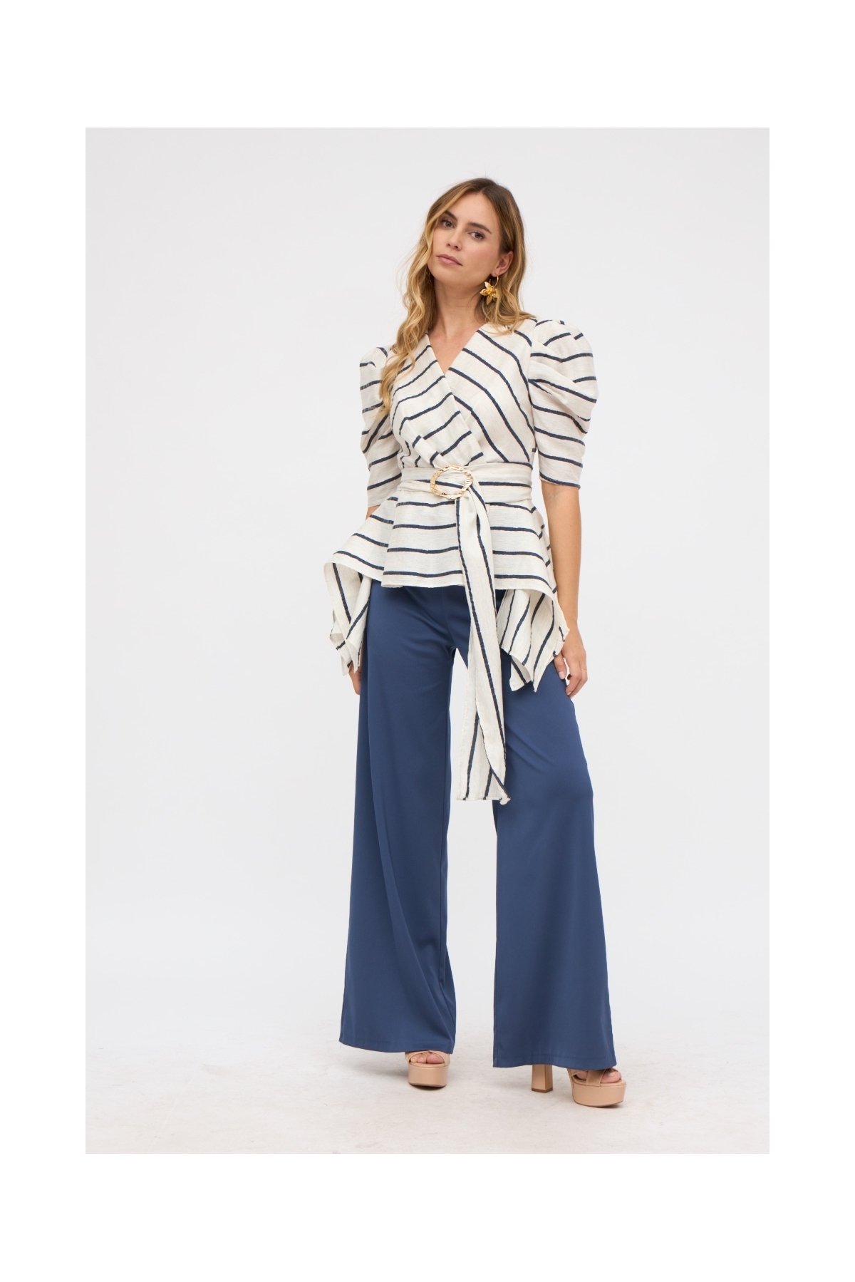 TRAJE DE PANTALÓN COMBINADO BLUSA RAYA  PANTALON MARINO RESU